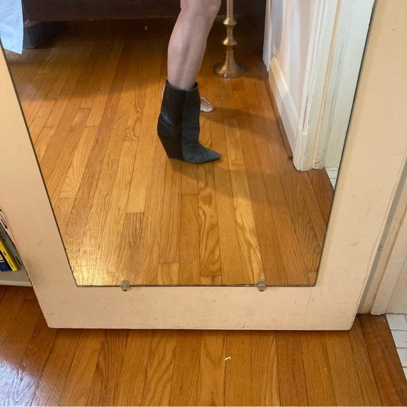 Isabel Marant cuffed leather and suede wedge boots - Picture 11 of 15